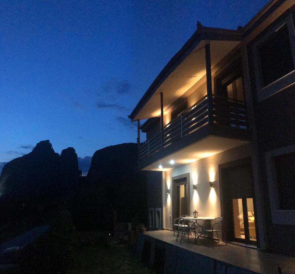 Villa Under Meteora Kalambaka Eksteriør billede