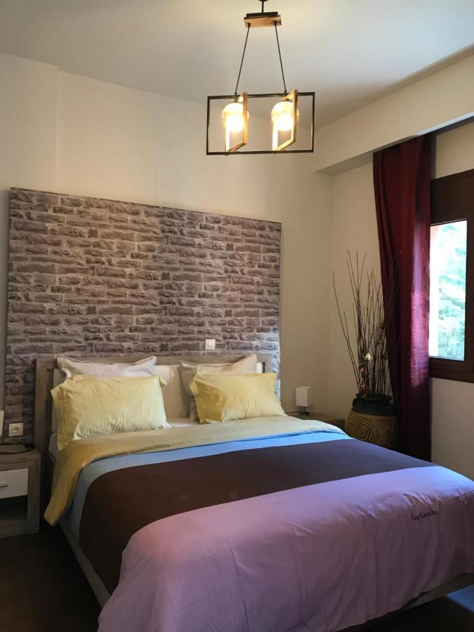 Villa Under Meteora Kalambaka Eksteriør billede