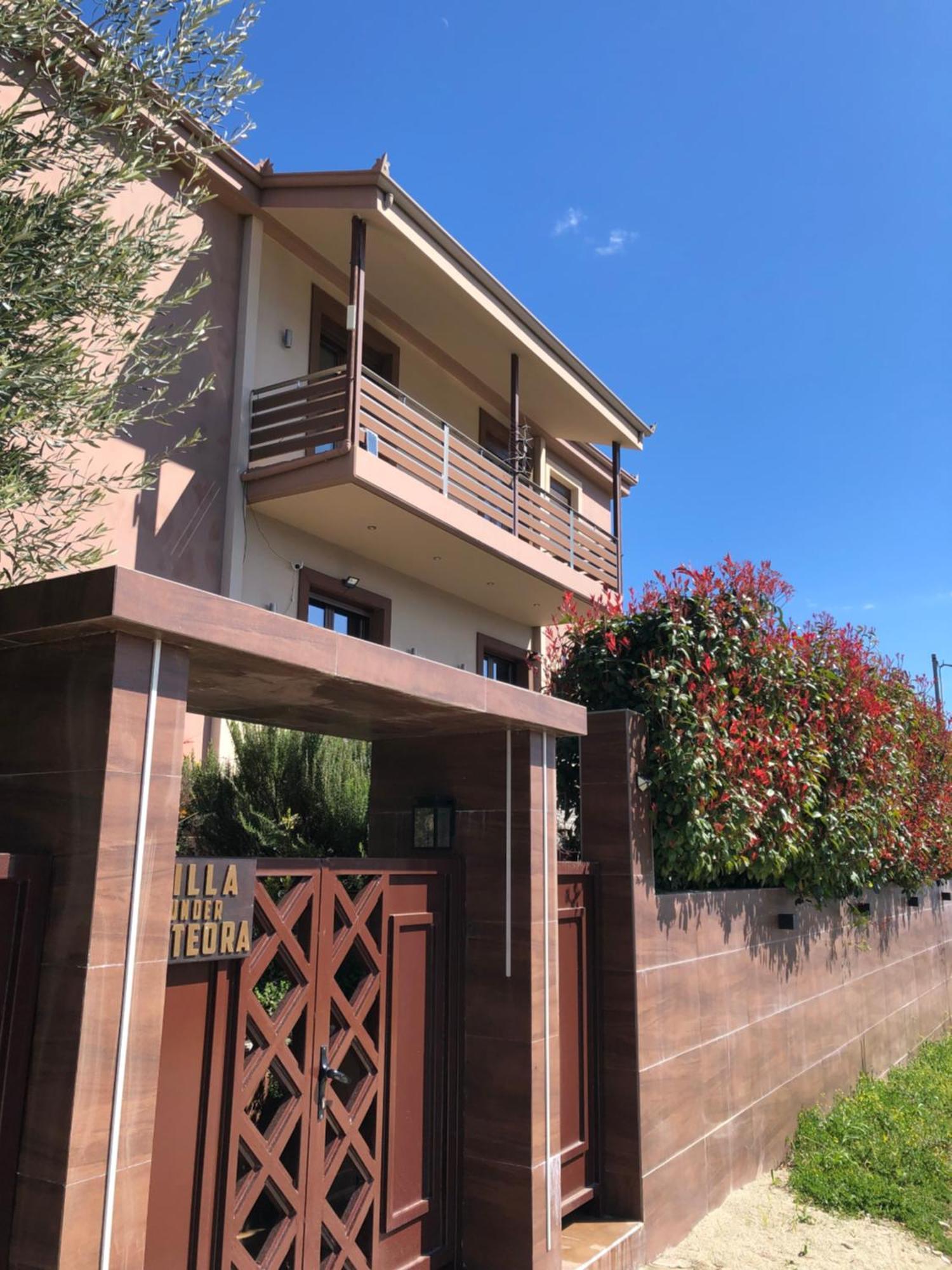 Villa Under Meteora Kalambaka Eksteriør billede
